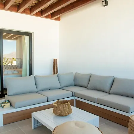 Villa Iris By Villalia